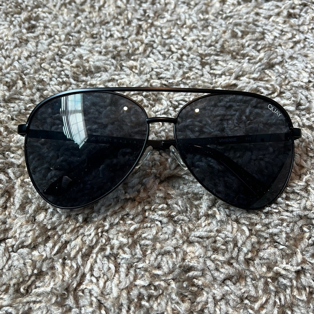 Quay vivienne sunglasses